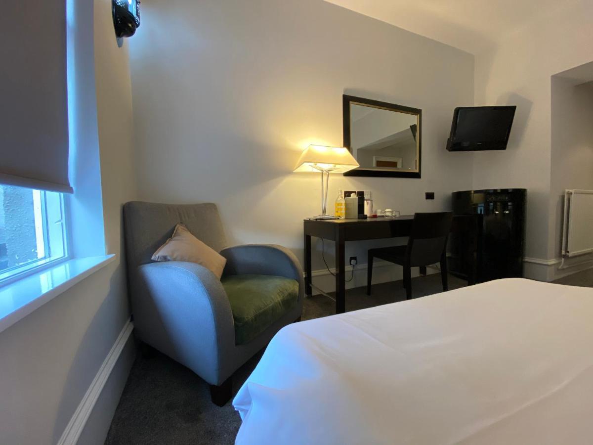 No6 West Coates Hotel Единбург Екстериор снимка