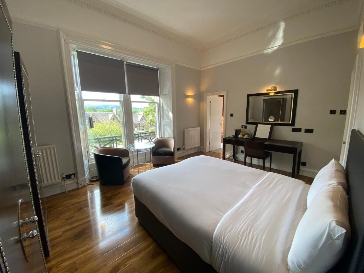 No6 West Coates Hotel Единбург Екстериор снимка