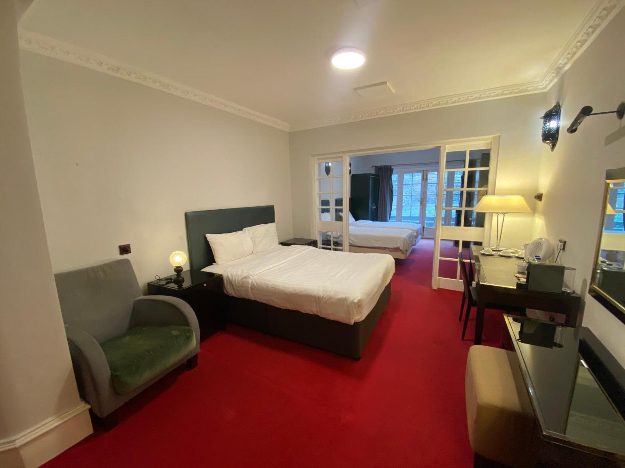 No6 West Coates Hotel Единбург Екстериор снимка