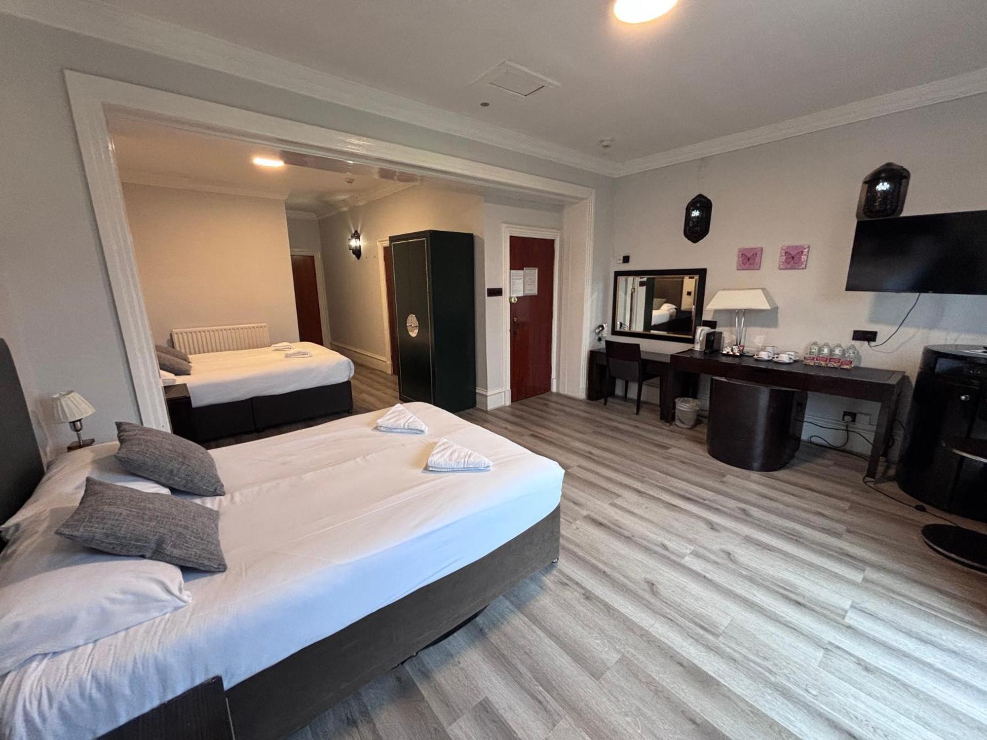 No6 West Coates Hotel Единбург Екстериор снимка